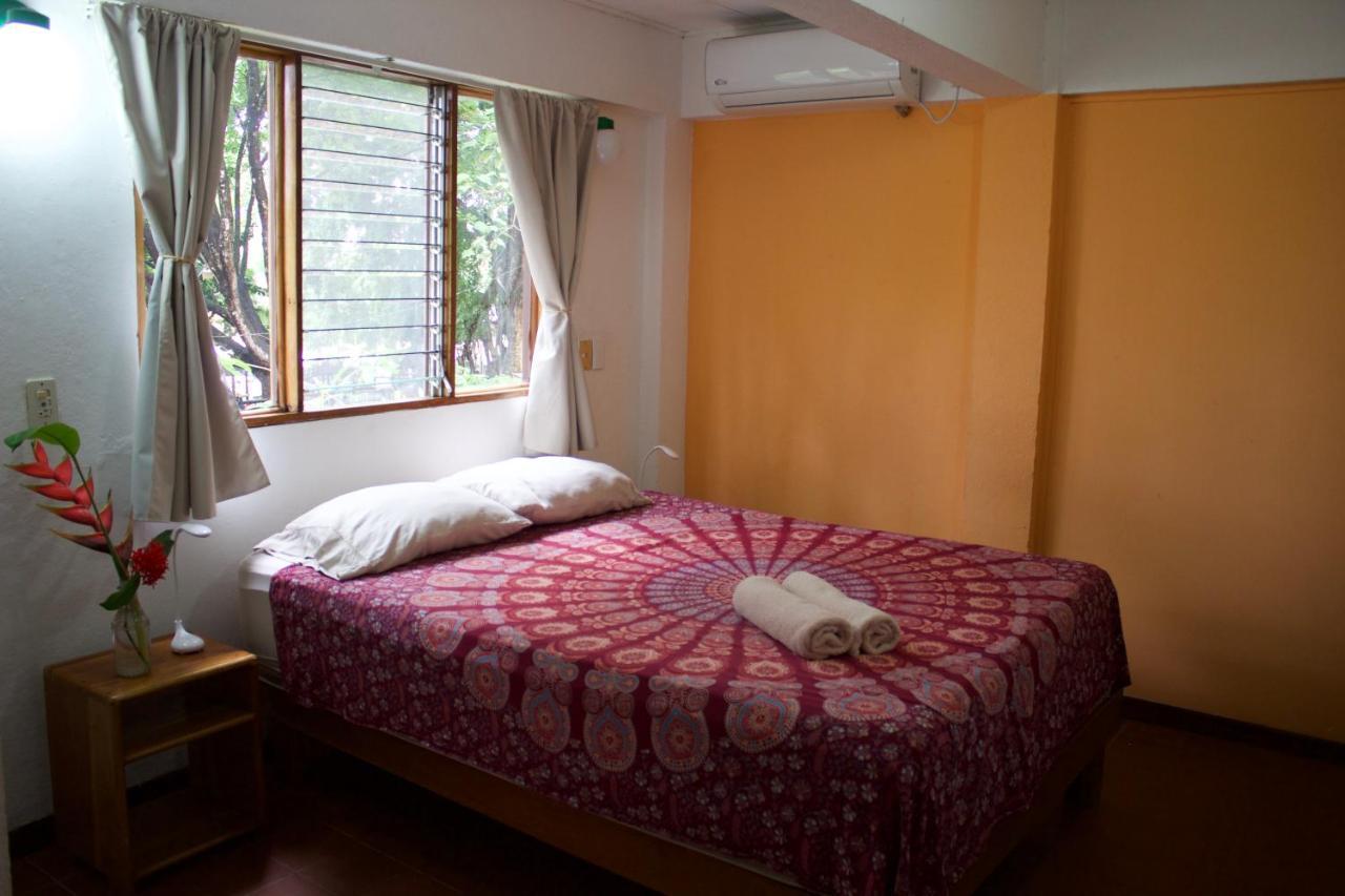 Hostel Tajalin Montezuma Exterior photo